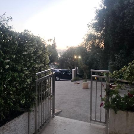 Langust - Free Parking Daire Sveti Stefan Oda fotoğraf